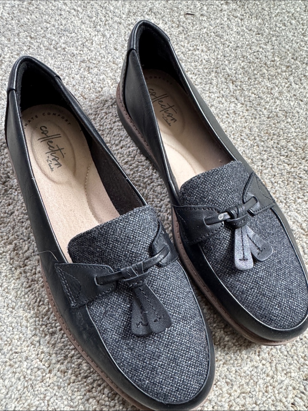 Clarks Women's Black Mixed-Material Tassel Loafers - Picture 2 of 5